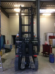 Chariot élévateur gaz Manitou MI_35_G_S2 - 1